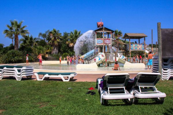tropic_island_low_2_1611656042142E8186-2B9F-59C0-97A1-9508DE275F46.jpg